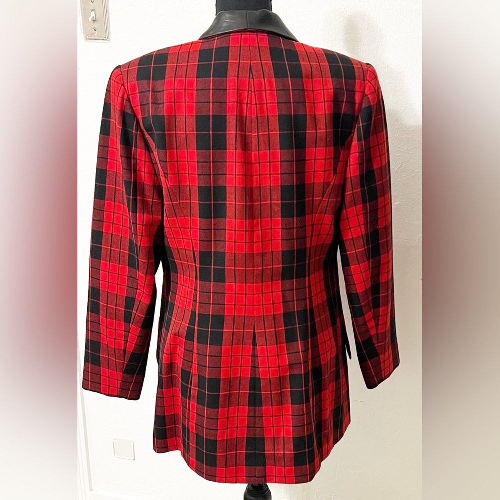Vintage 80s Plaid Red Black Wool Blazer Leather Collar Satin Button Pristine - Picture 2 of 10